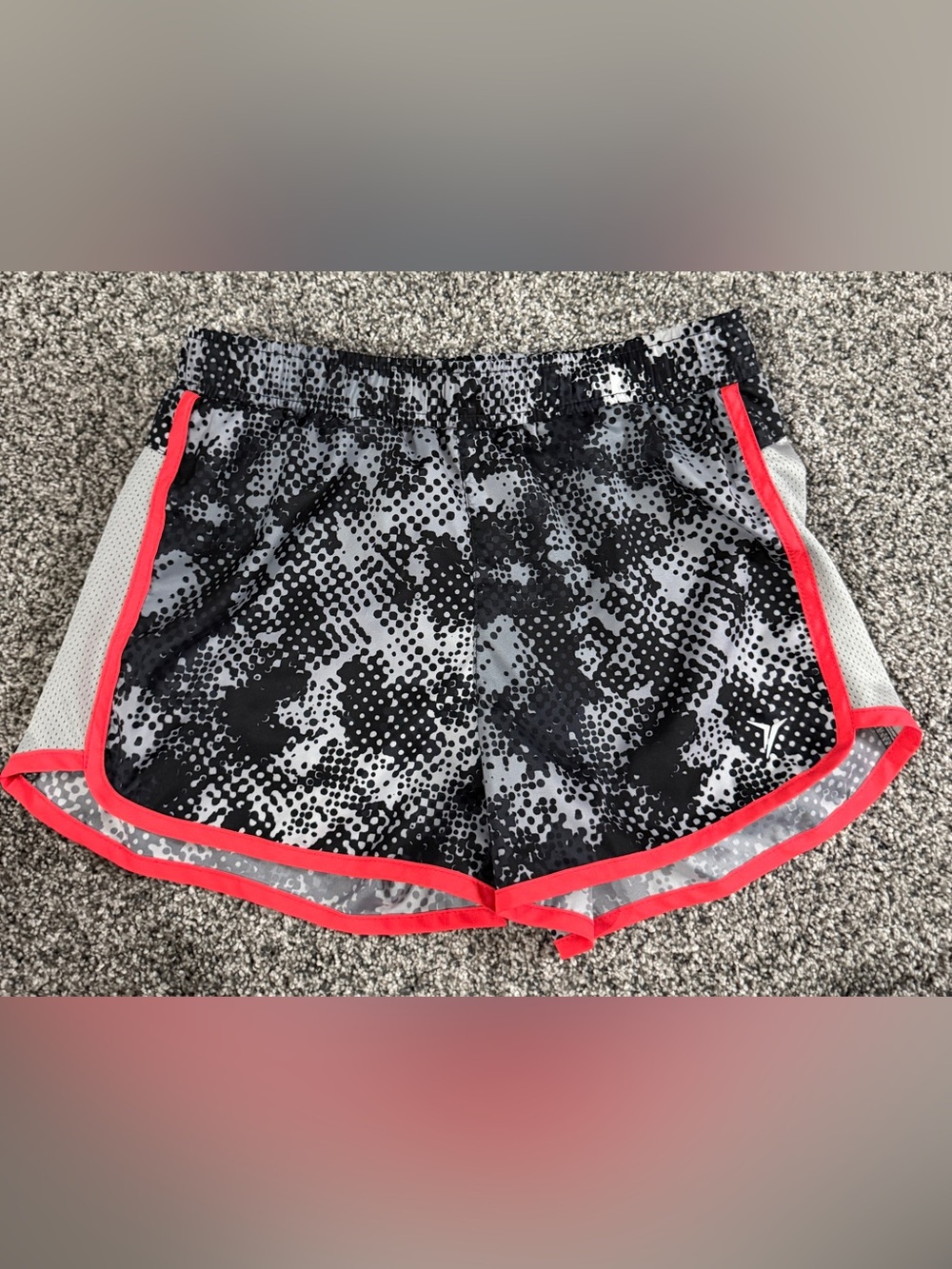 Old Navy Black & Gray Printed Athletic Shorts with Pink / orange / red Trim